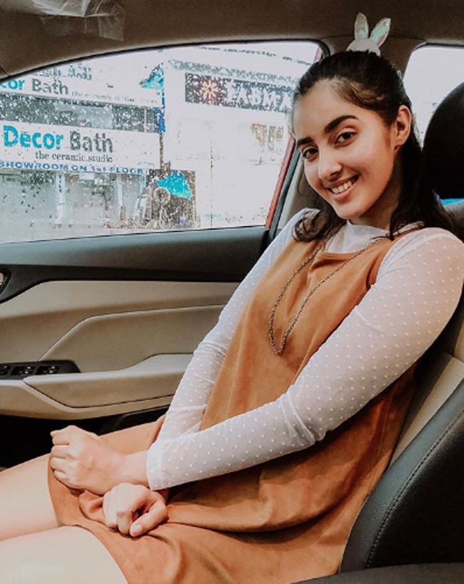 Simrat Kaur Latest Instagram Pics